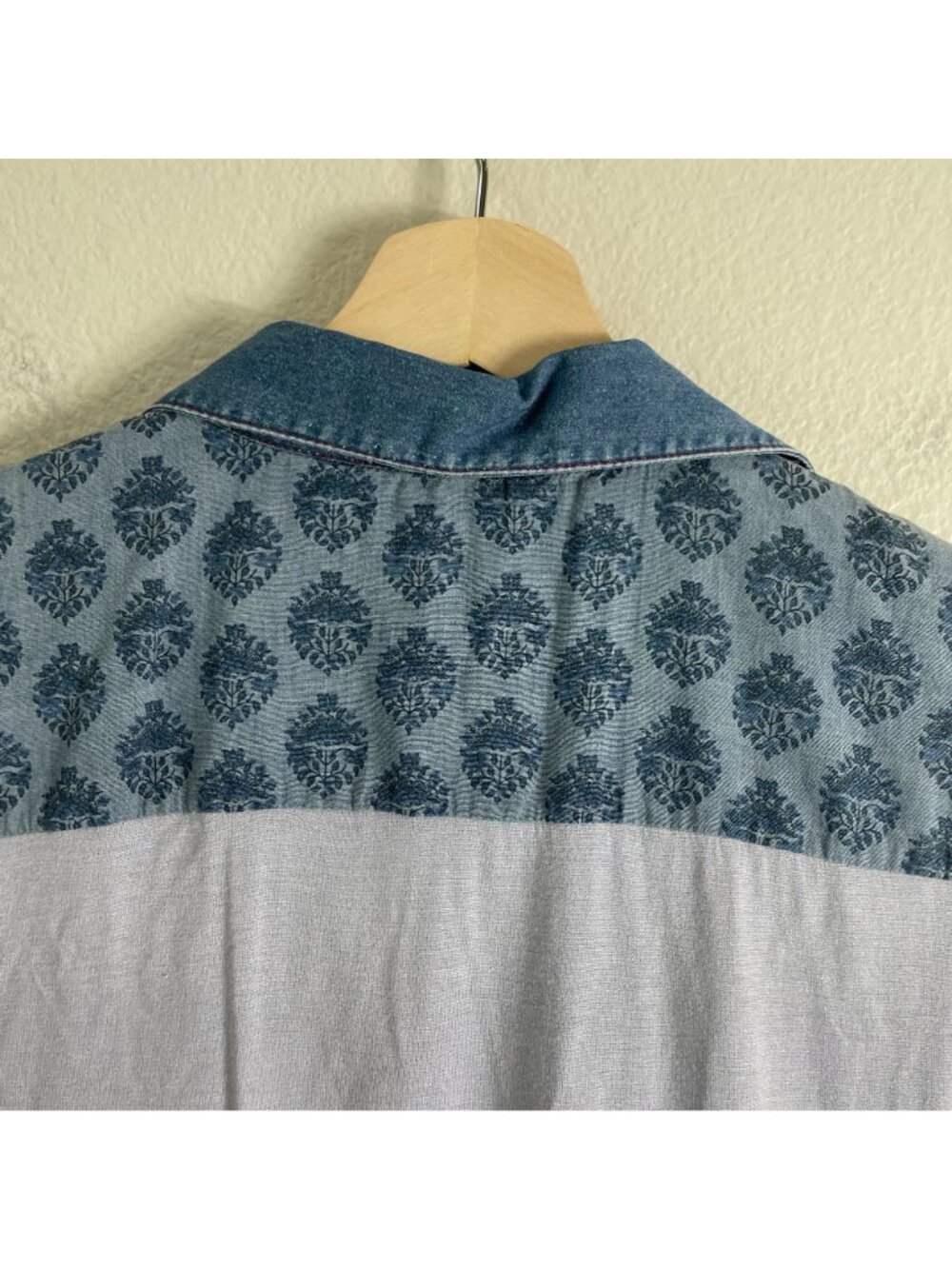 SUNDANCE Womens Medium Patchwork Denim Button Up Shirt Roll‎ Tab Sleeve Top - Picture 10 of 10